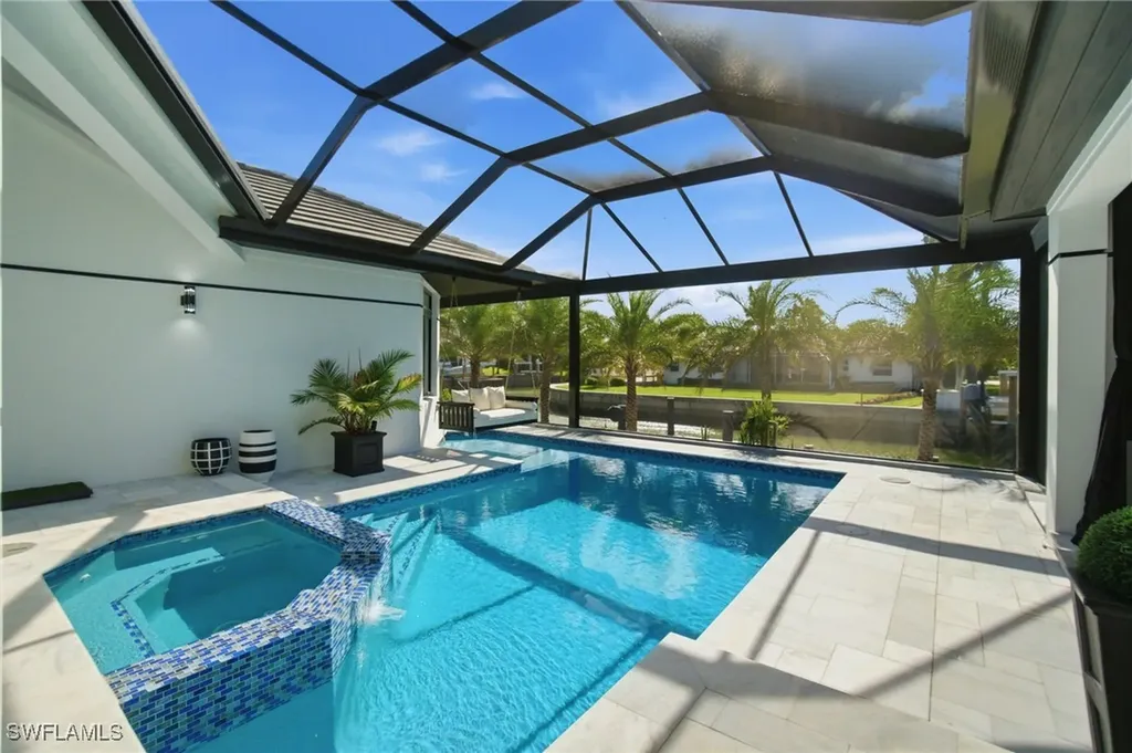 1506 Jewel Box Avenue Naples FL 34102