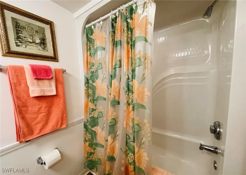 153 Gabriel Circle Naples FL 34104
