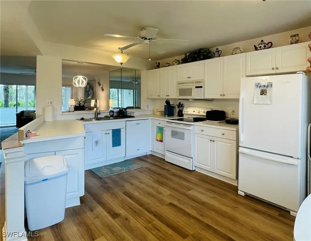 153 Gabriel Circle Naples FL 34104