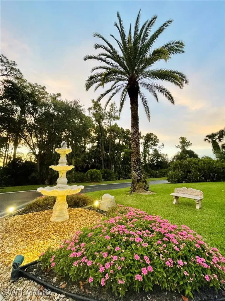 153 Gabriel Circle Naples FL 34104