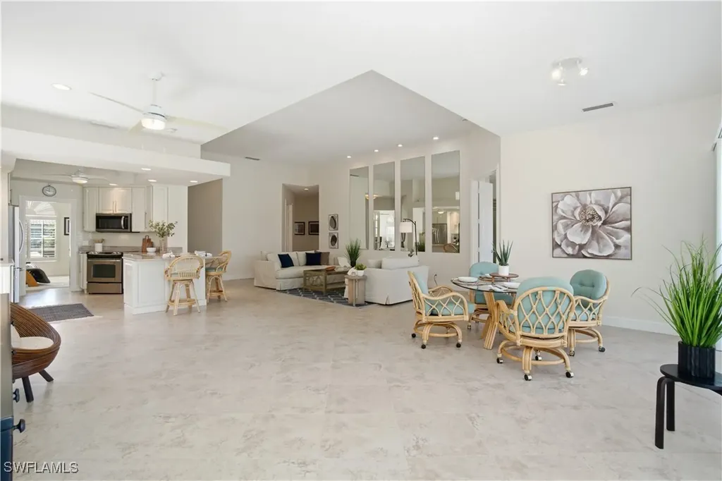 3221 Benicia Court Naples FL 34109