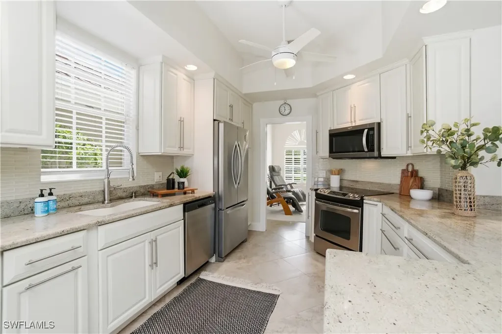 3221 Benicia Court Naples FL 34109