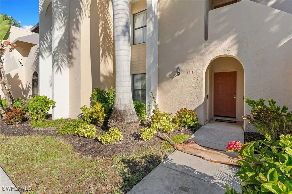 3324 Olympic Drive Naples FL 34105