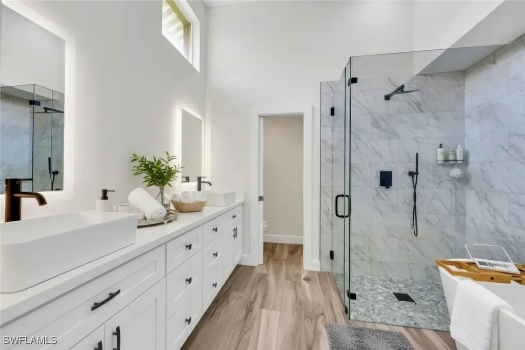 123 Napa Ridge Way Naples FL 34119