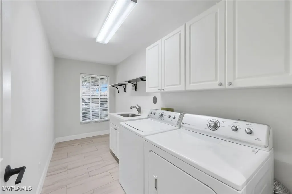 123 Napa Ridge Way Naples FL 34119