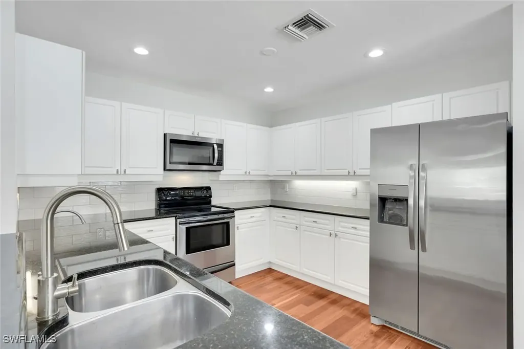 123 Napa Ridge Way Naples FL 34119