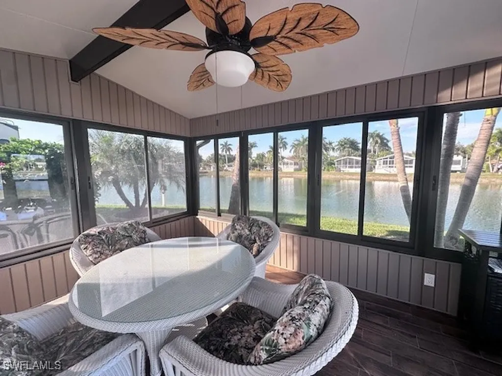 1099 Opal Lake Point Naples FL 34114