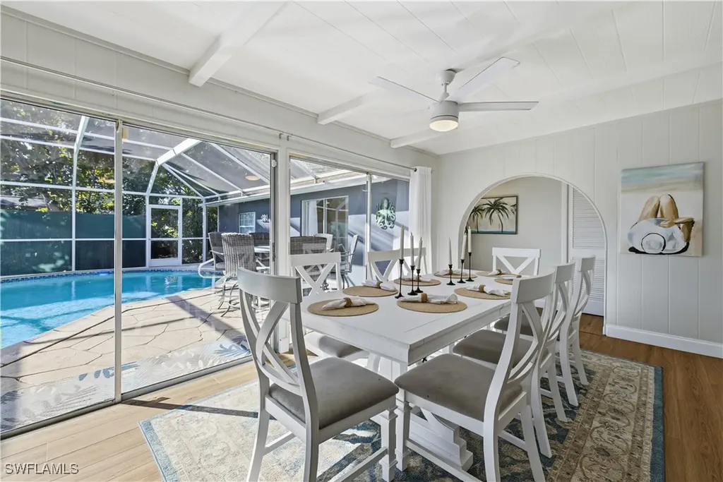 4690 Parrot Avenue Naples FL 34104