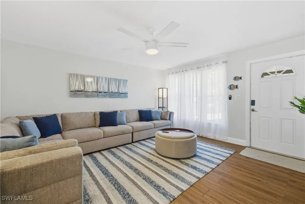 4690 Parrot Avenue Naples FL 34104