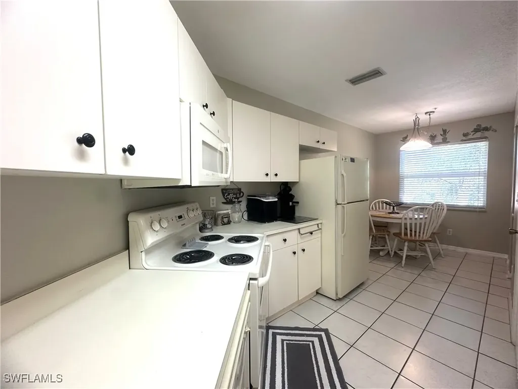 6880 Huntington Lakes Circle Naples FL 34119