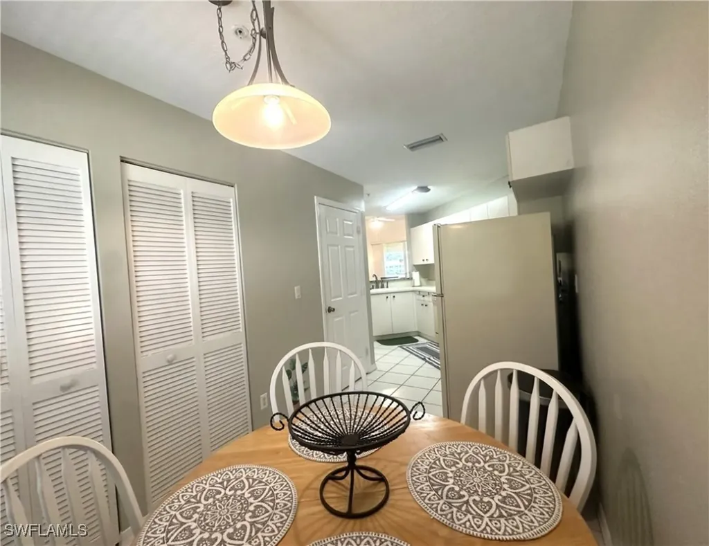 6880 Huntington Lakes Circle Naples FL 34119