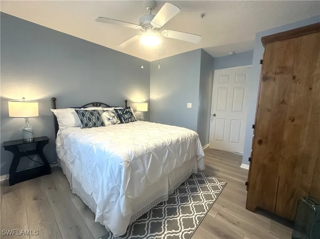 6880 Huntington Lakes Circle Naples FL 34119