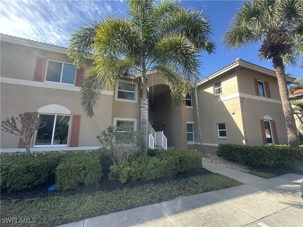 6880 Huntington Lakes Circle Naples FL 34119
