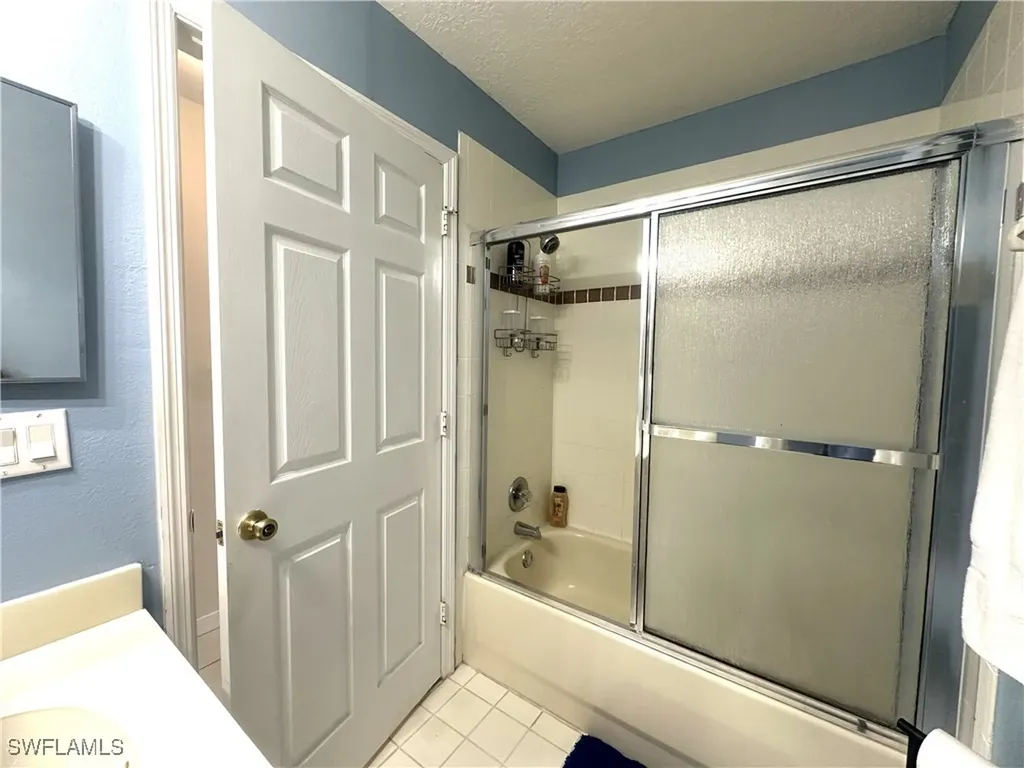 6880 Huntington Lakes Circle Naples FL 34119