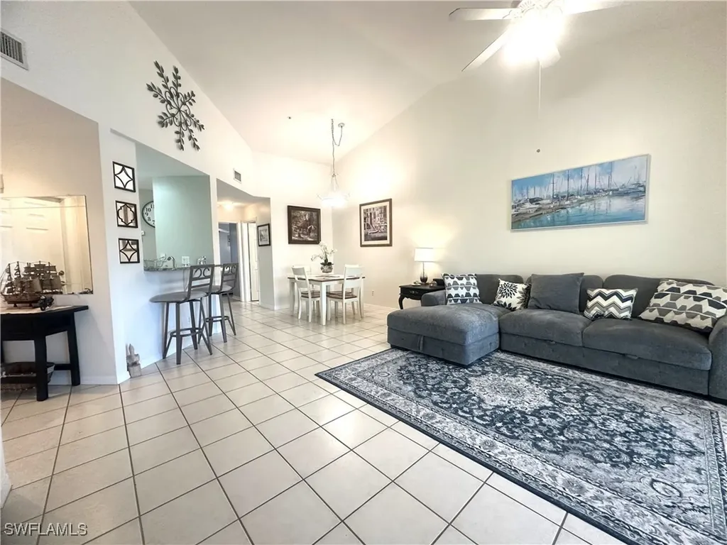 6880 Huntington Lakes Circle Naples FL 34119
