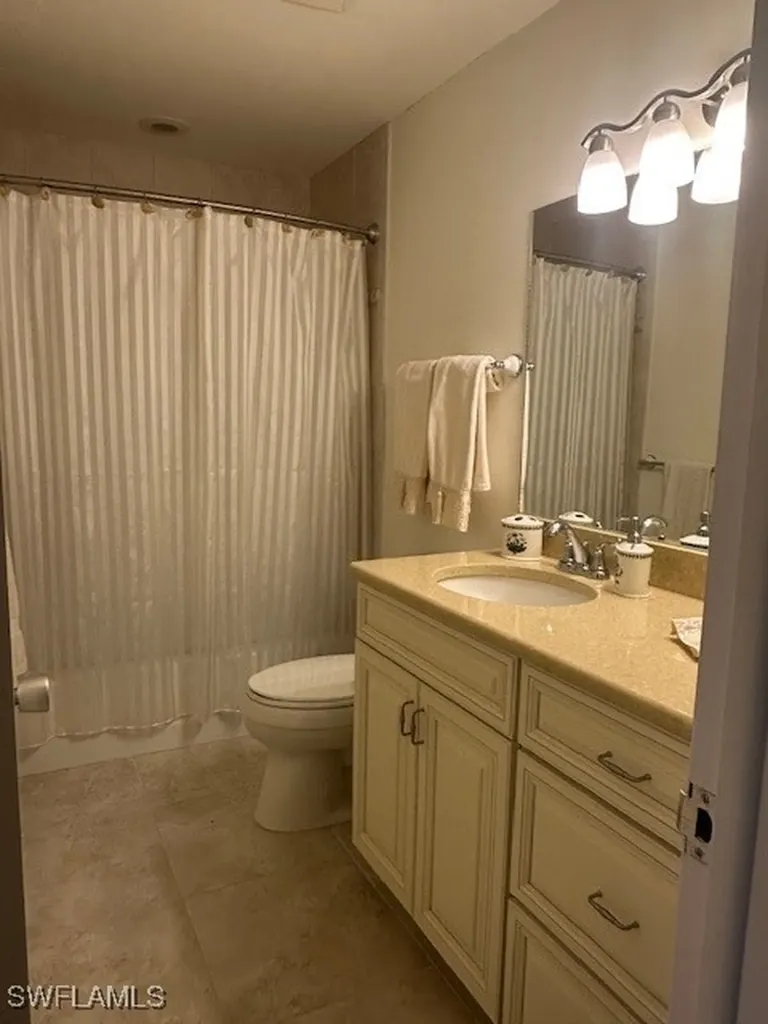 1261 Pine Ridge Road Naples FL 34108