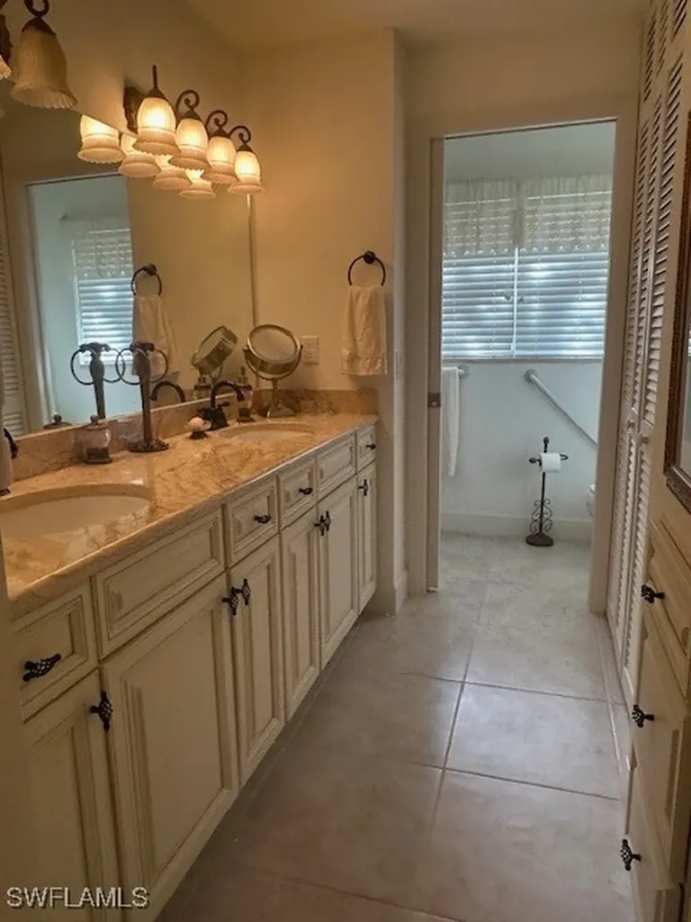 1261 Pine Ridge Road Naples FL 34108