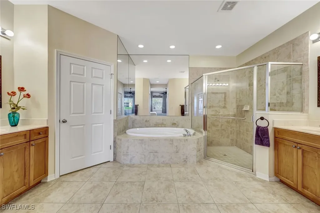 18921 Bay Woods Lake Drive Fort Myers FL 33908