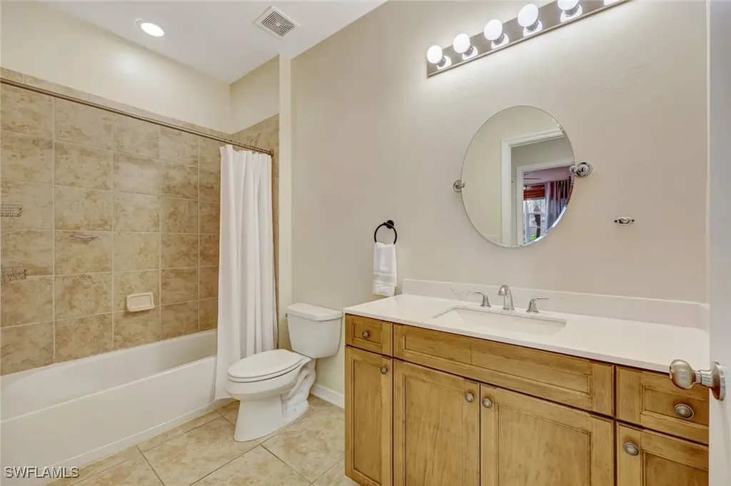 18921 Bay Woods Lake Drive Fort Myers FL 33908