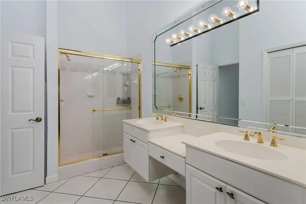 6660 Beach Resort Drive Naples FL 34114