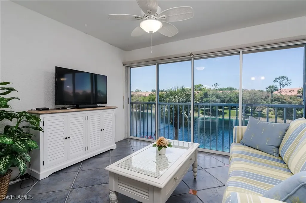 6660 Beach Resort Drive Naples FL 34114