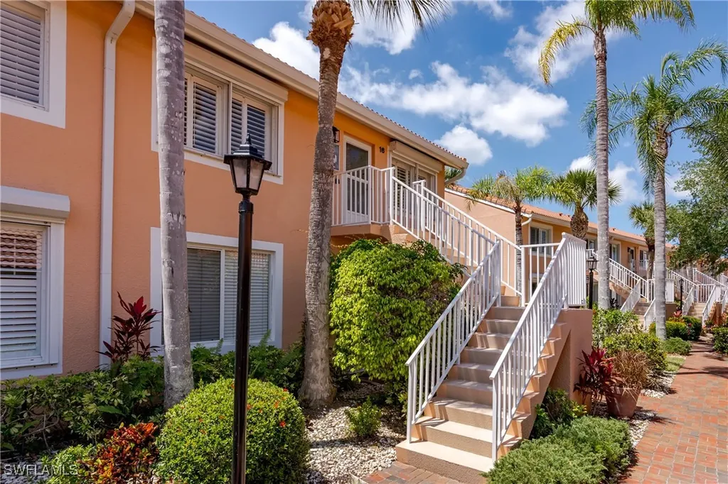 6660 Beach Resort Drive Naples FL 34114