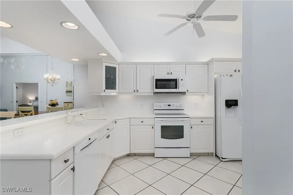 6660 Beach Resort Drive Naples FL 34114