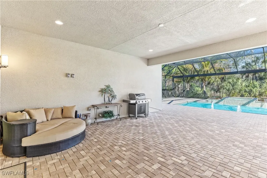 12047 Oleander Avenue Naples FL 34120
