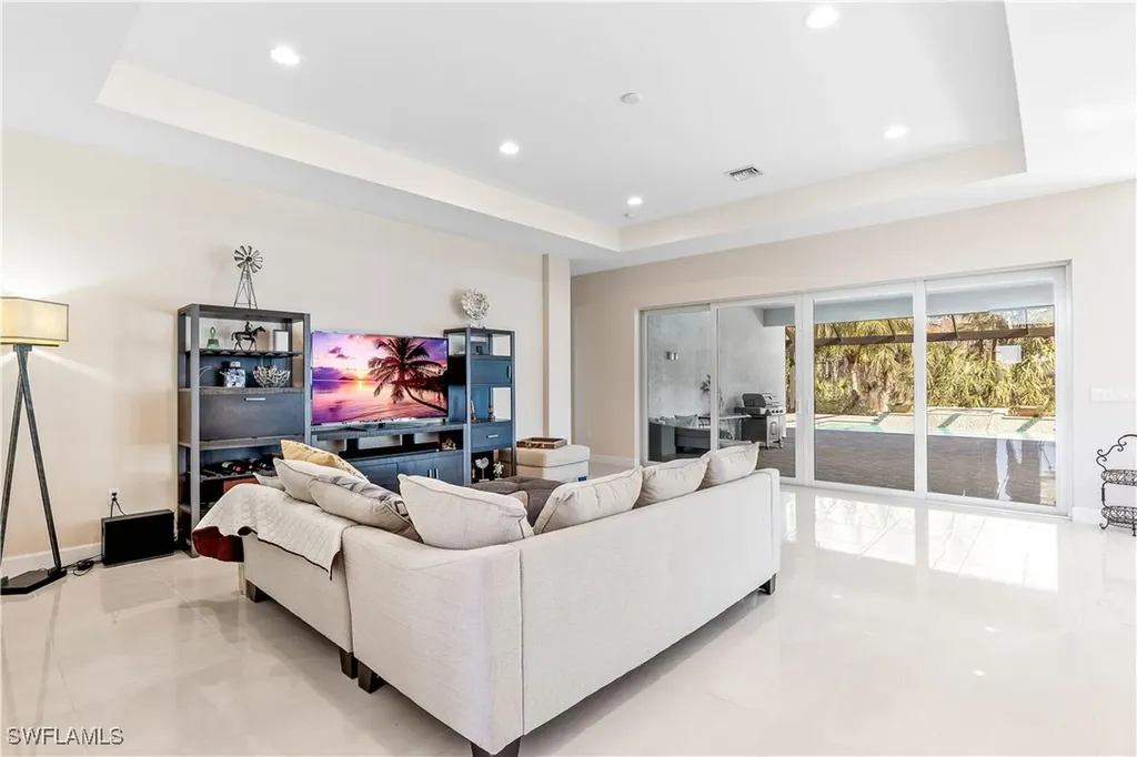 12047 Oleander Avenue Naples FL 34120