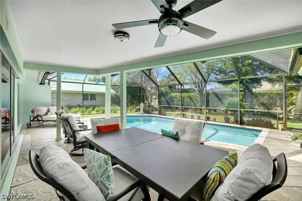 208 Baltusrol Drive Naples FL 34113