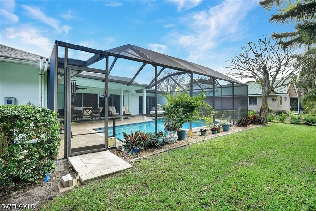 208 Baltusrol Drive Naples FL 34113