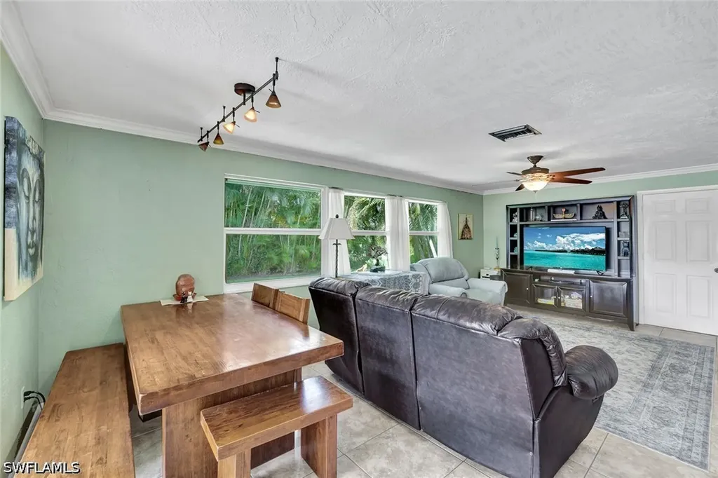 208 Baltusrol Drive Naples FL 34113