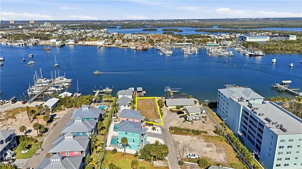 327 Fairweather Lane Fort Myers Beach FL 33931