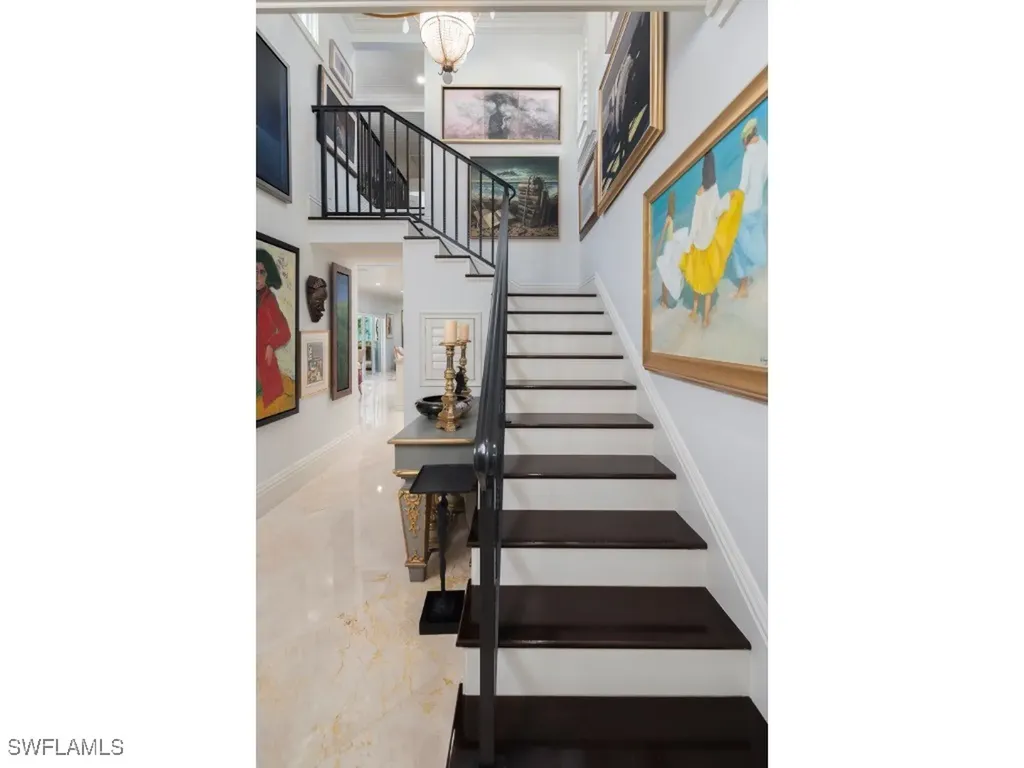 247 6th Street N Naples FL 34102