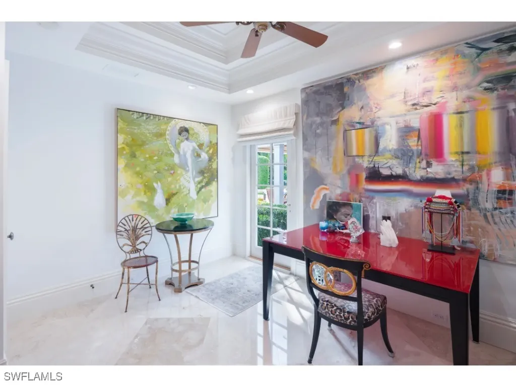 247 6th Street N Naples FL 34102