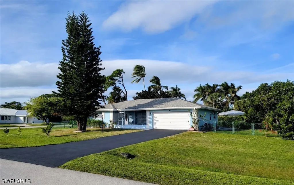 105 Valley Drive Bonita Springs FL 34134