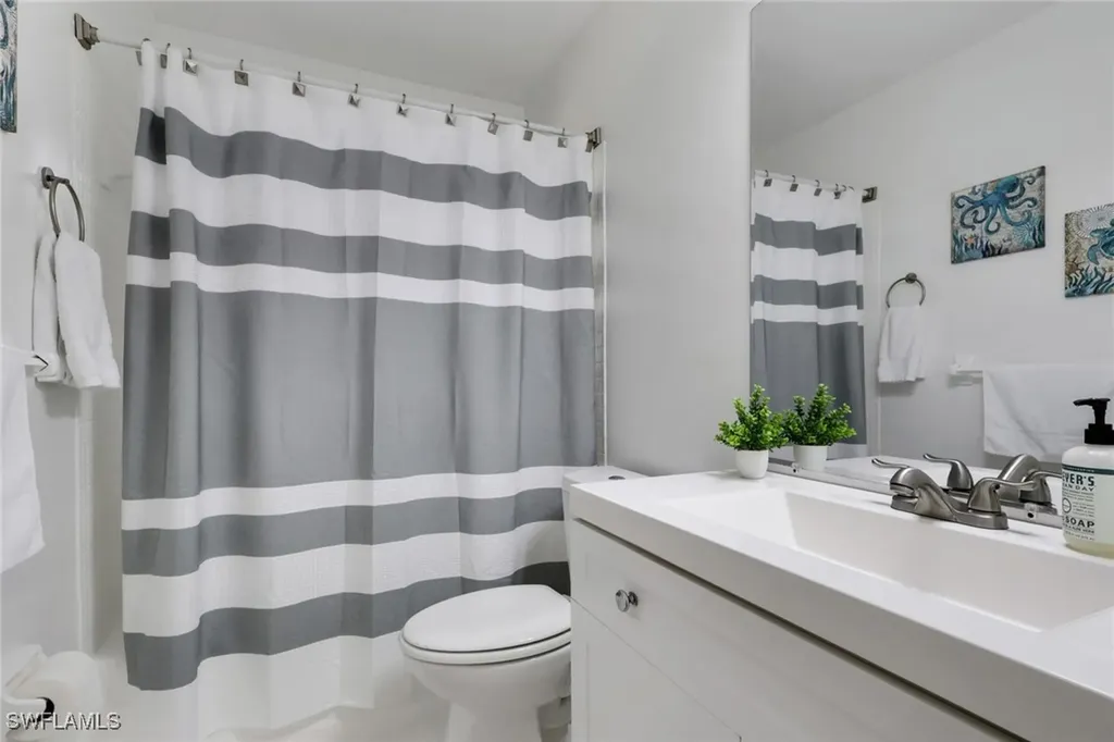 105 Valley Drive Bonita Springs FL 34134