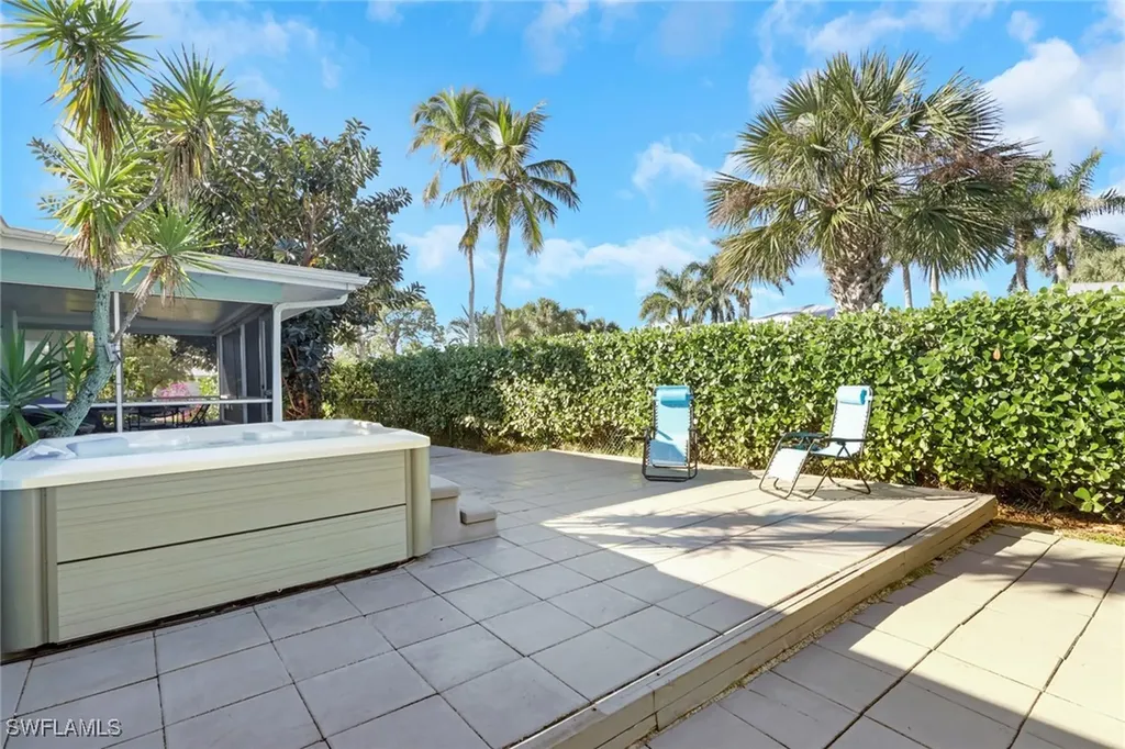 105 Valley Drive Bonita Springs FL 34134