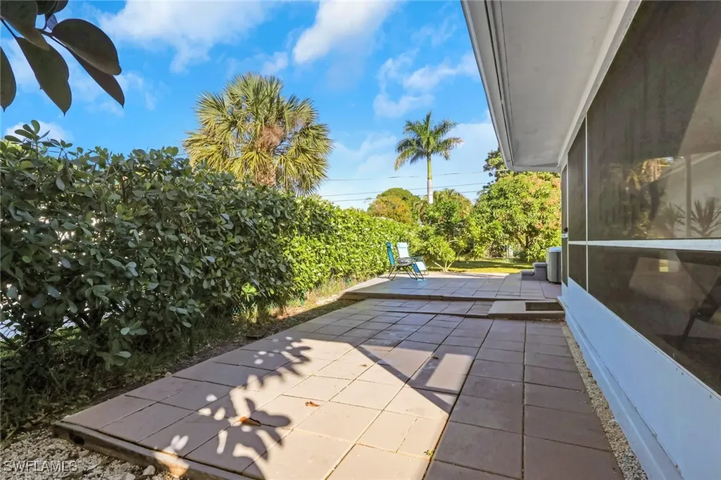 105 Valley Drive Bonita Springs FL 34134