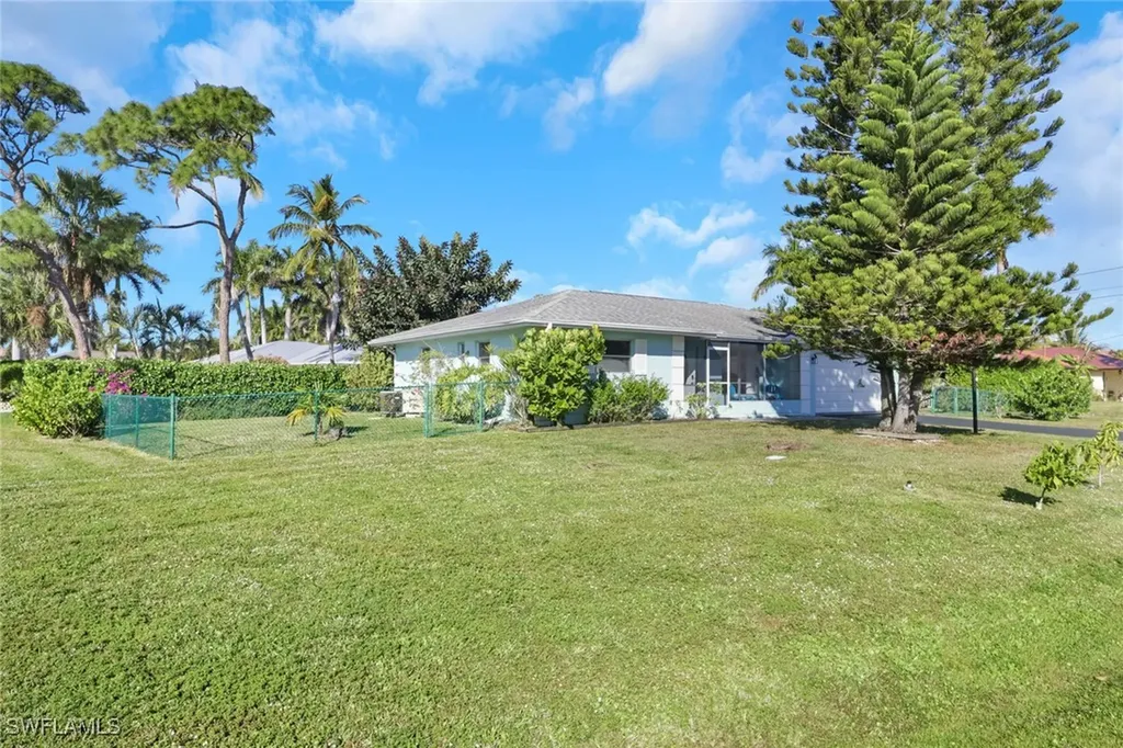 105 Valley Drive Bonita Springs FL 34134