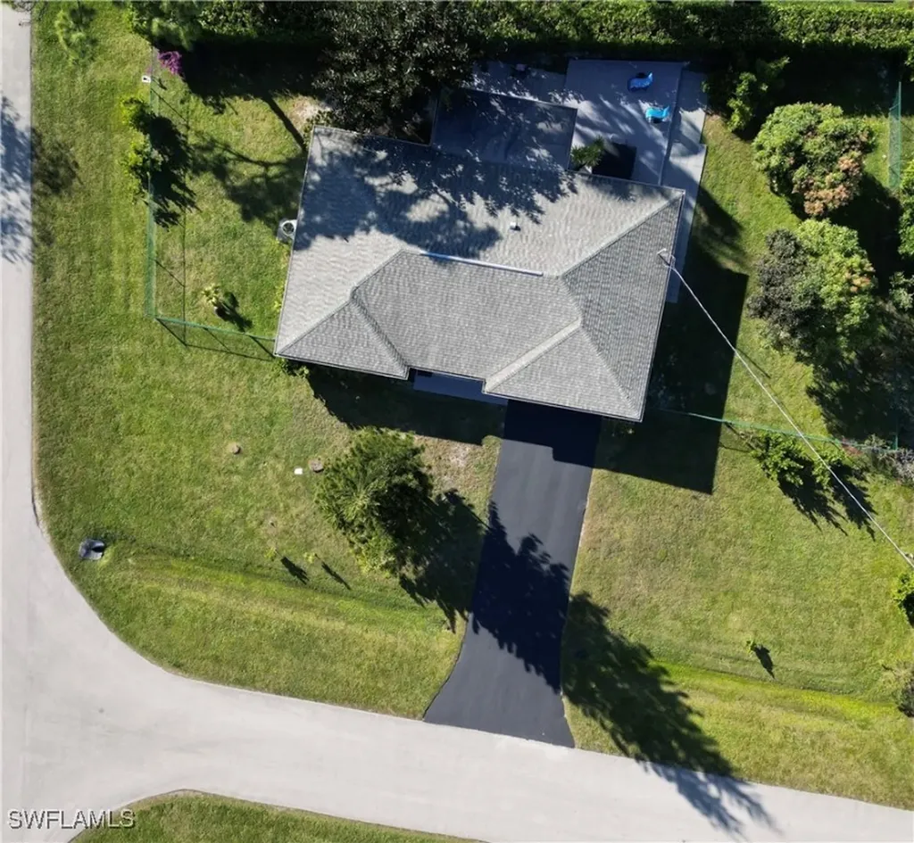 105 Valley Drive Bonita Springs FL 34134