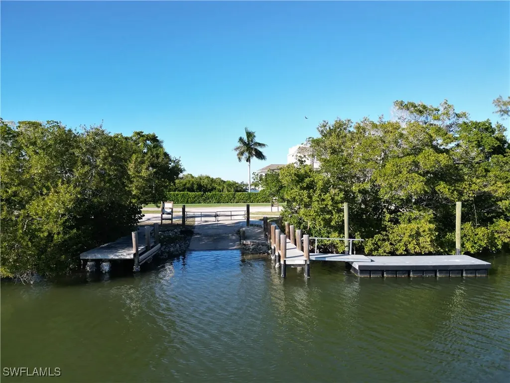 105 Valley Drive Bonita Springs FL 34134