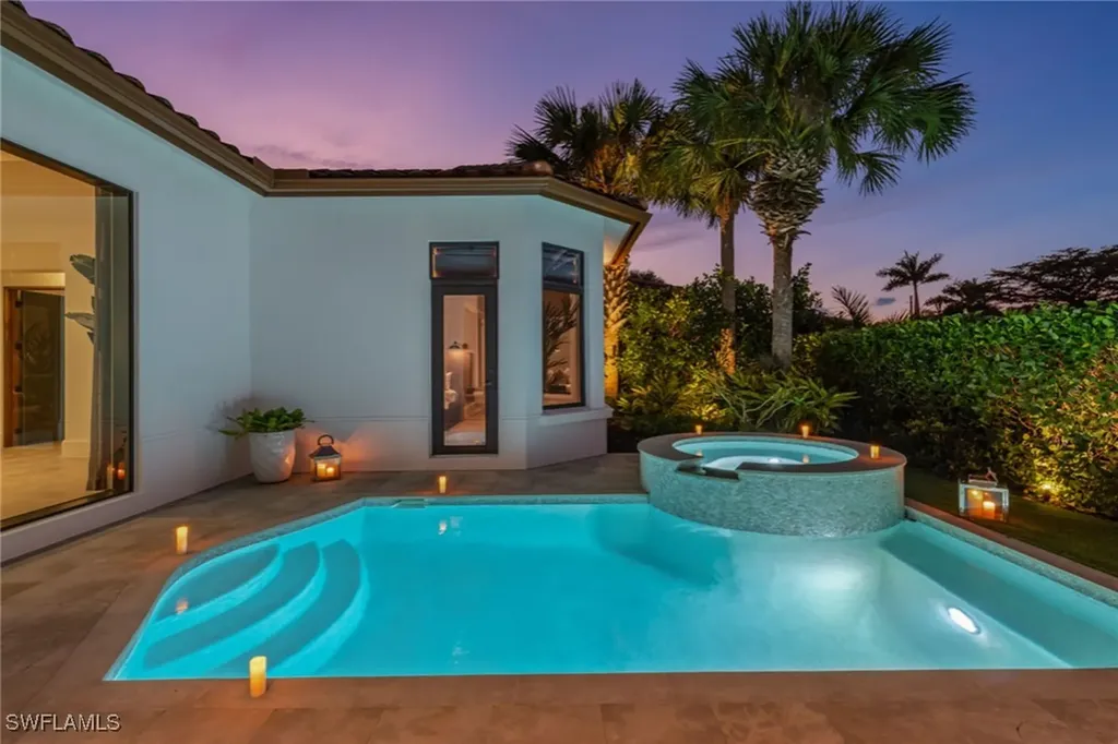 2243 Residence Circle Naples FL 34105