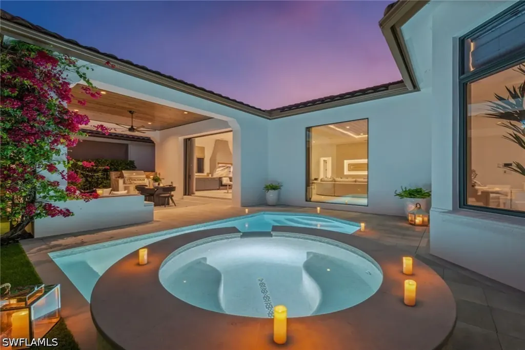 2243 Residence Circle Naples FL 34105