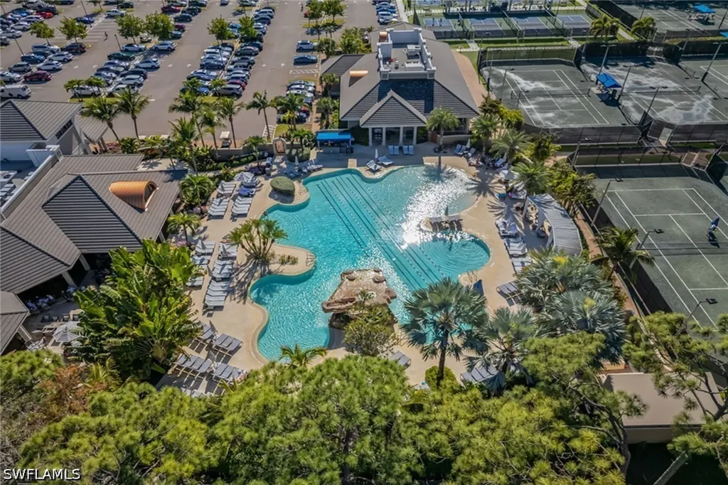 2243 Residence Circle Naples FL 34105