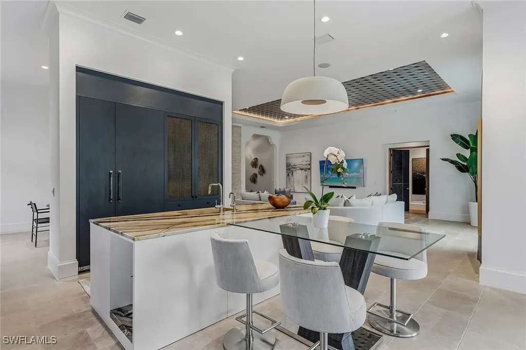 2243 Residence Circle Naples FL 34105