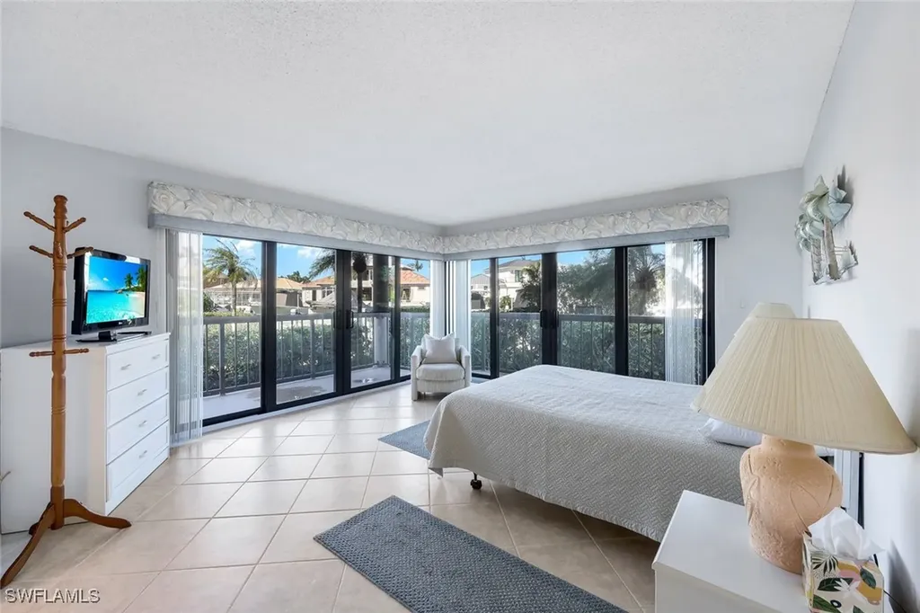 845 Collier Court Marco Island FL 34145