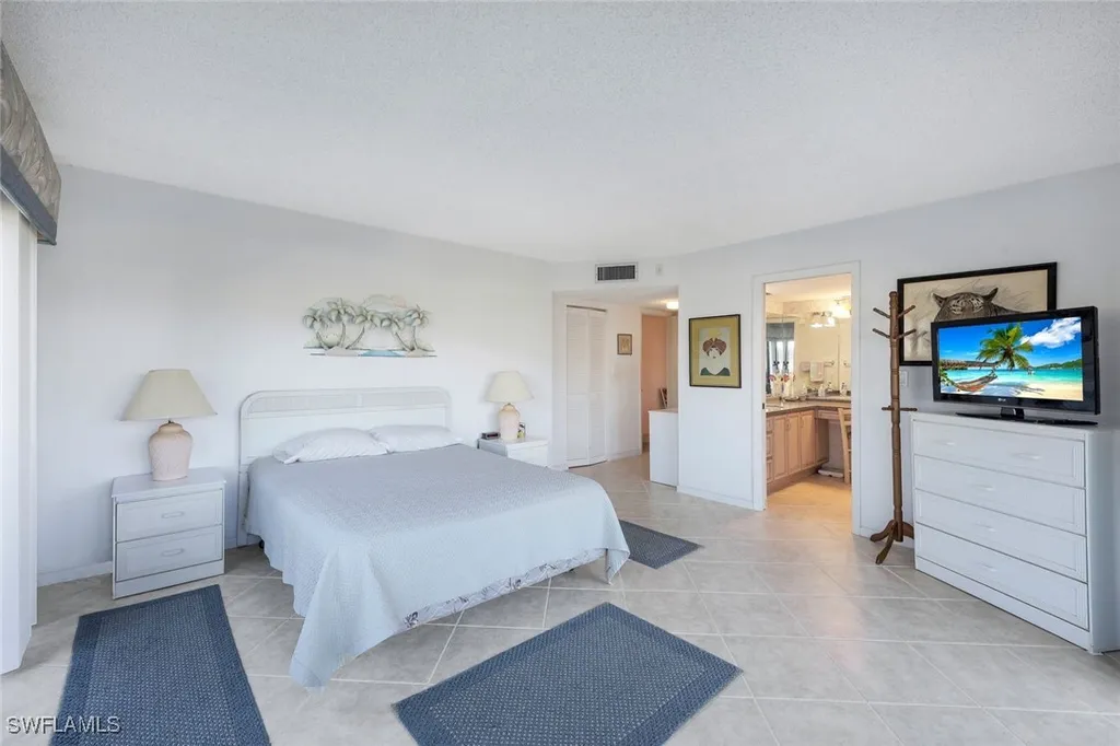845 Collier Court Marco Island FL 34145