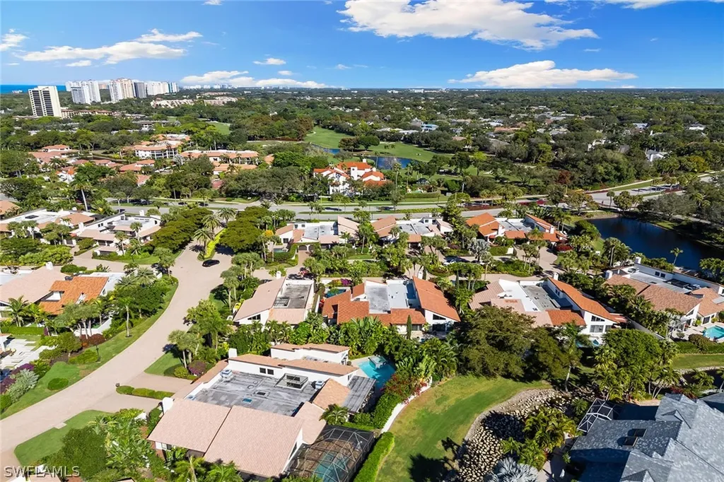 544 Tierra Mar Lane E Naples FL 34108