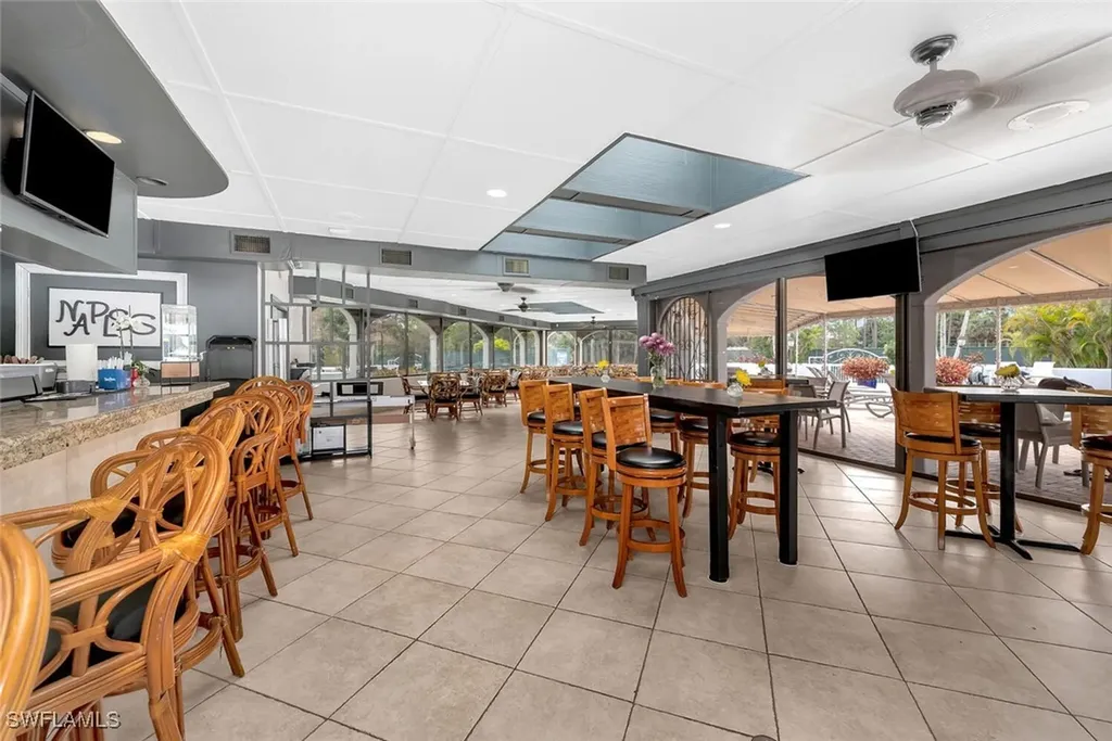 3311 Europa Drive Naples FL 34105